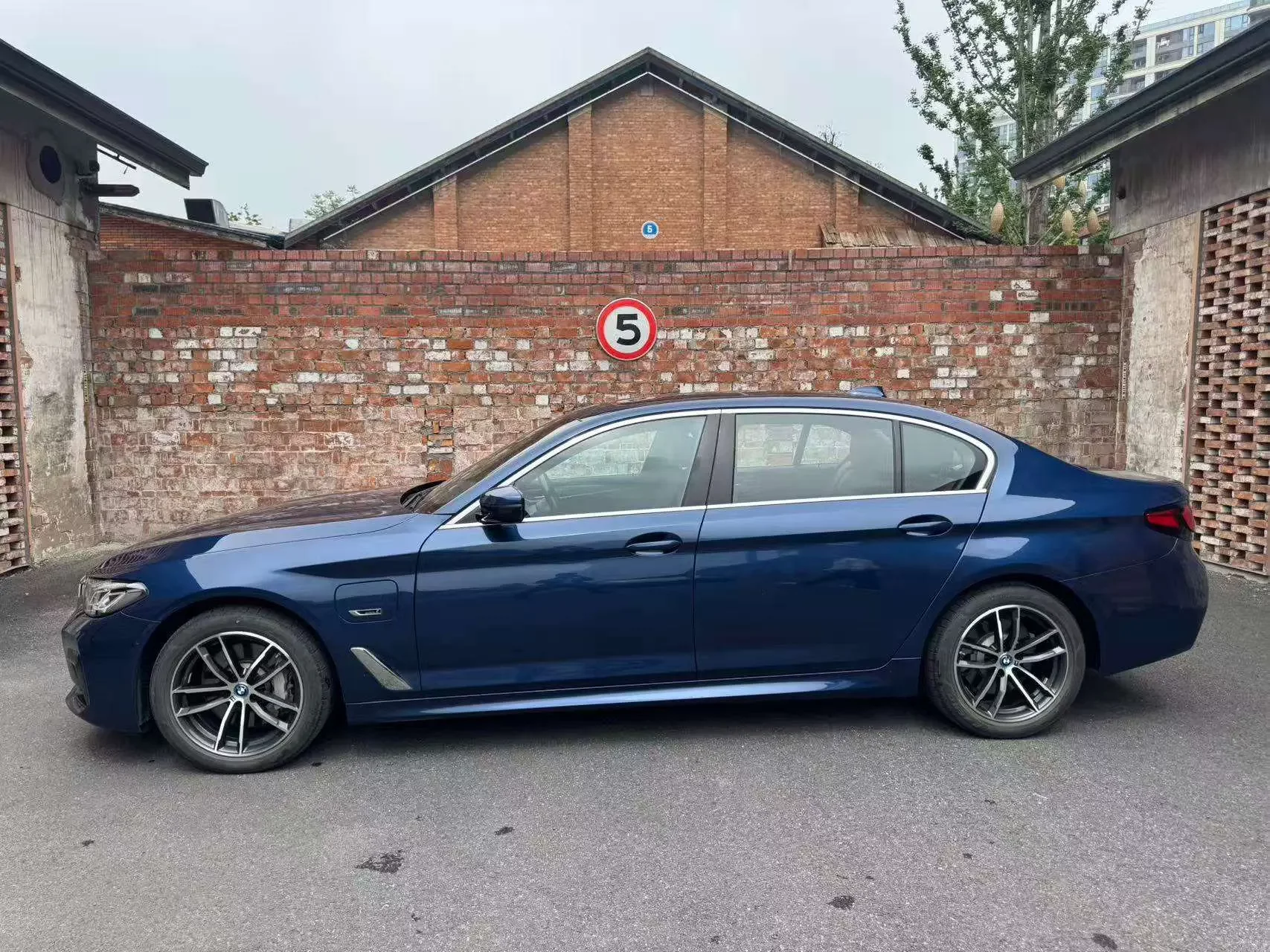 BMW 5 Series PHEV