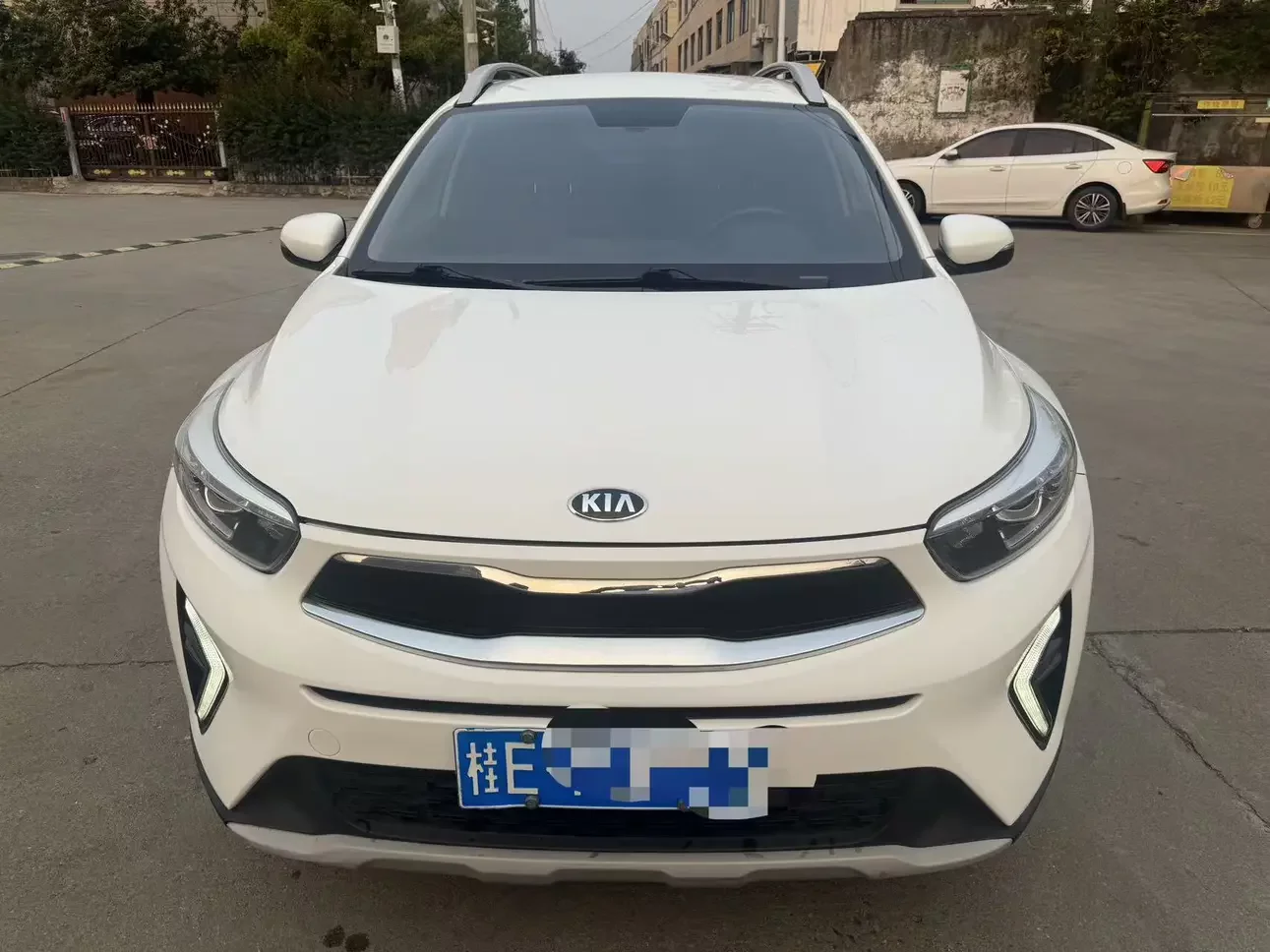 Kia KX1