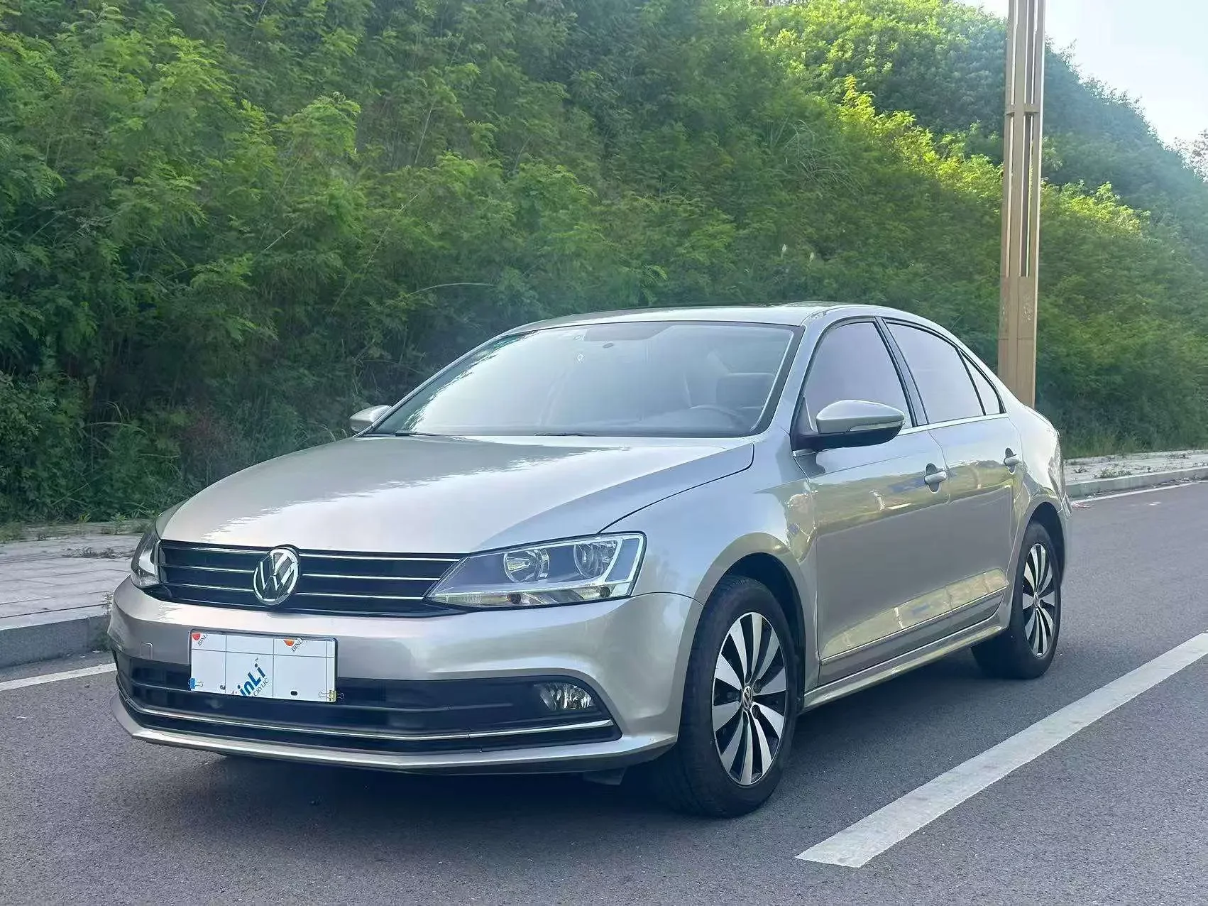 Volkswagen Sagitar