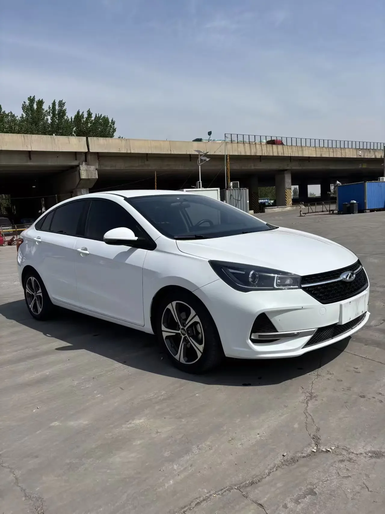 Chery Arrizo 5