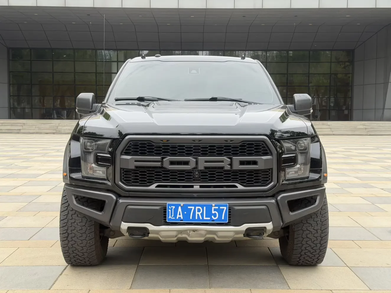 Ford F-150 Raptor