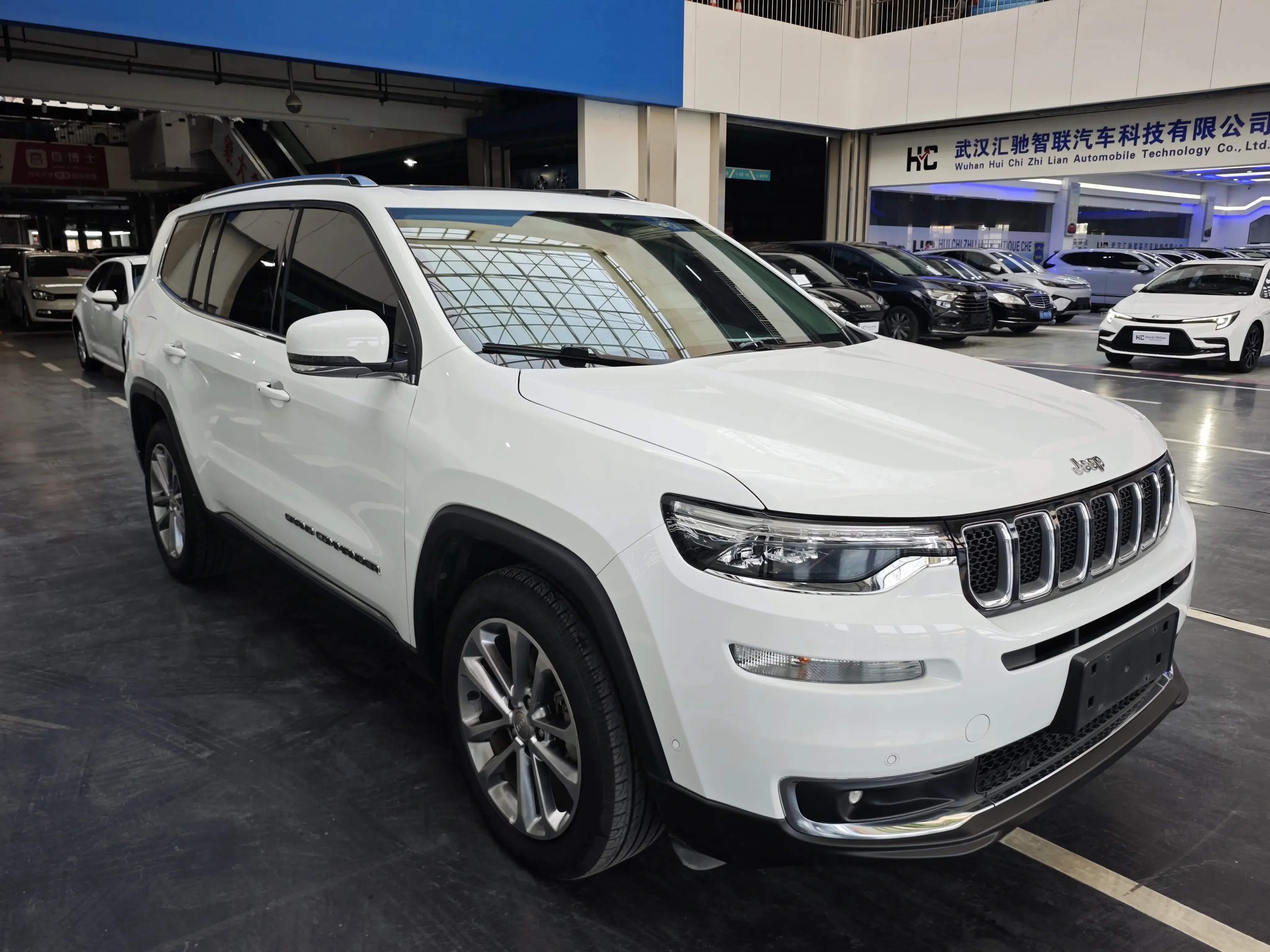 Jeep grand commander