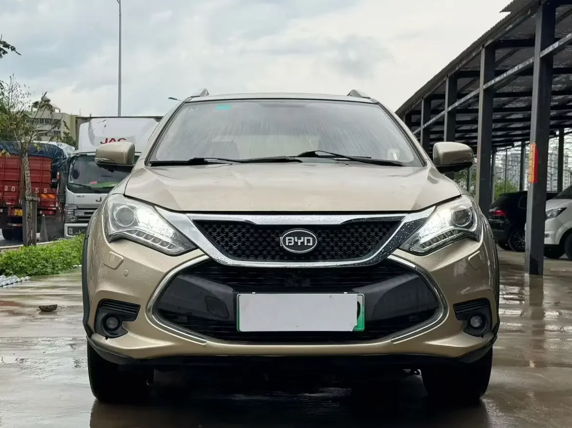 BYD Tang DM