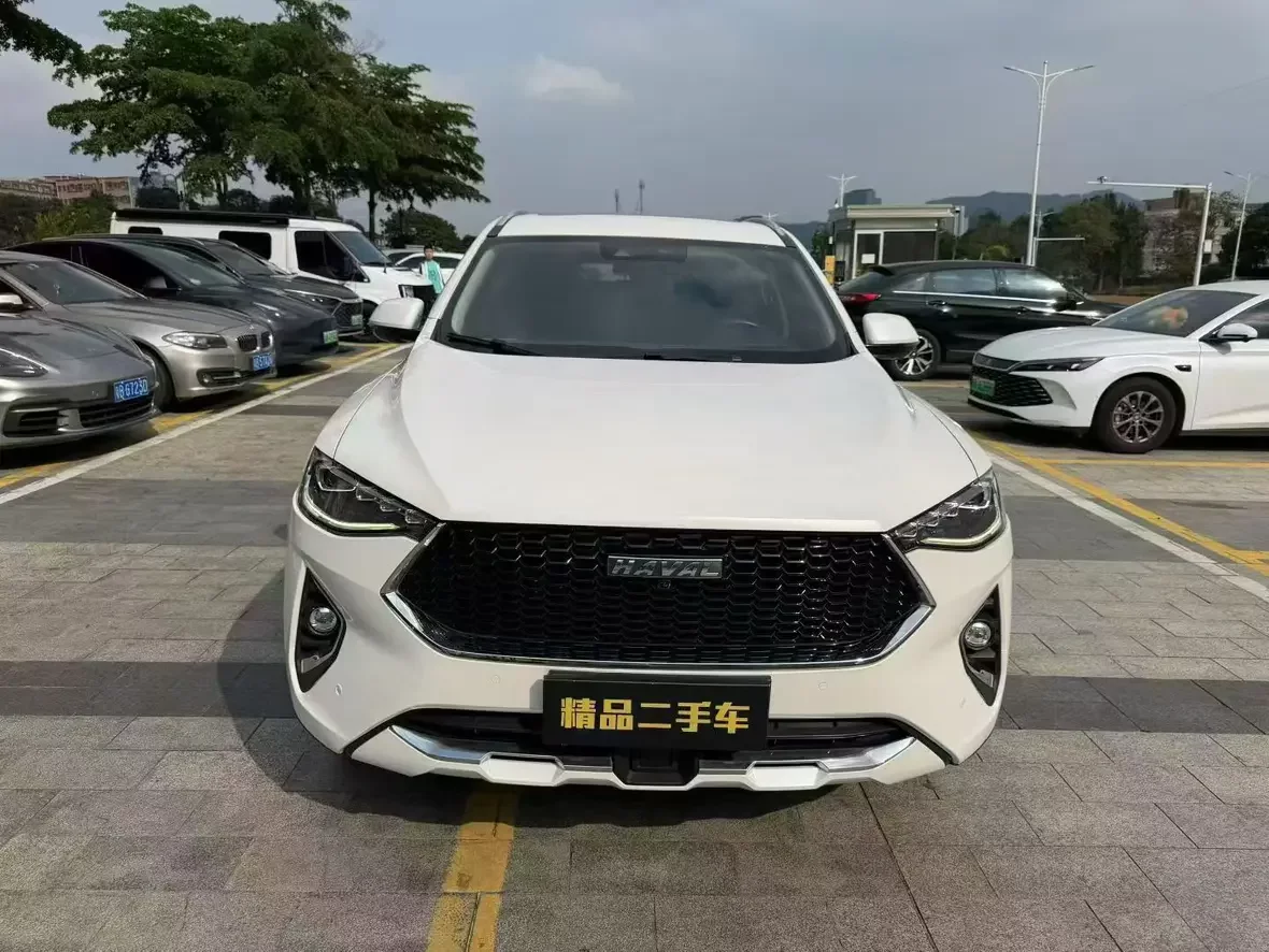 Haval F7