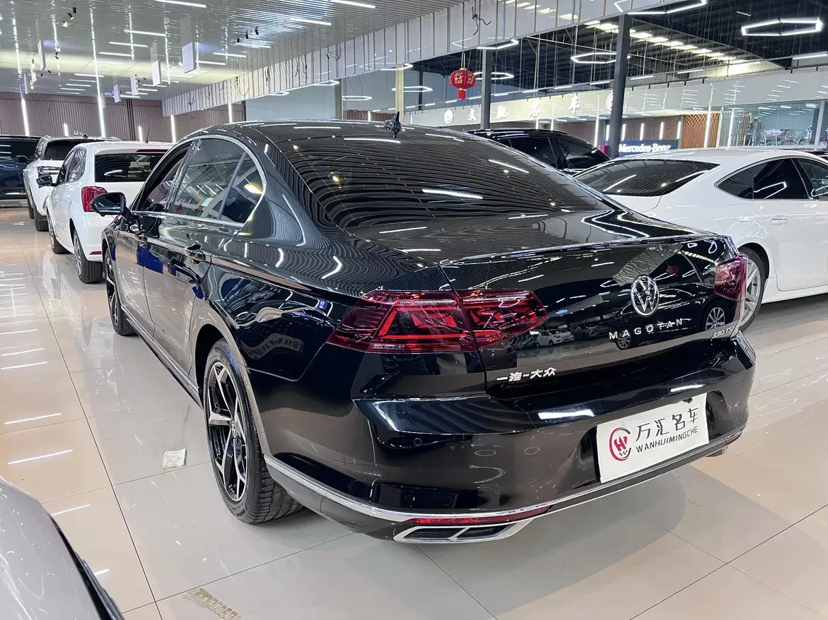 Volkswagen Magotan