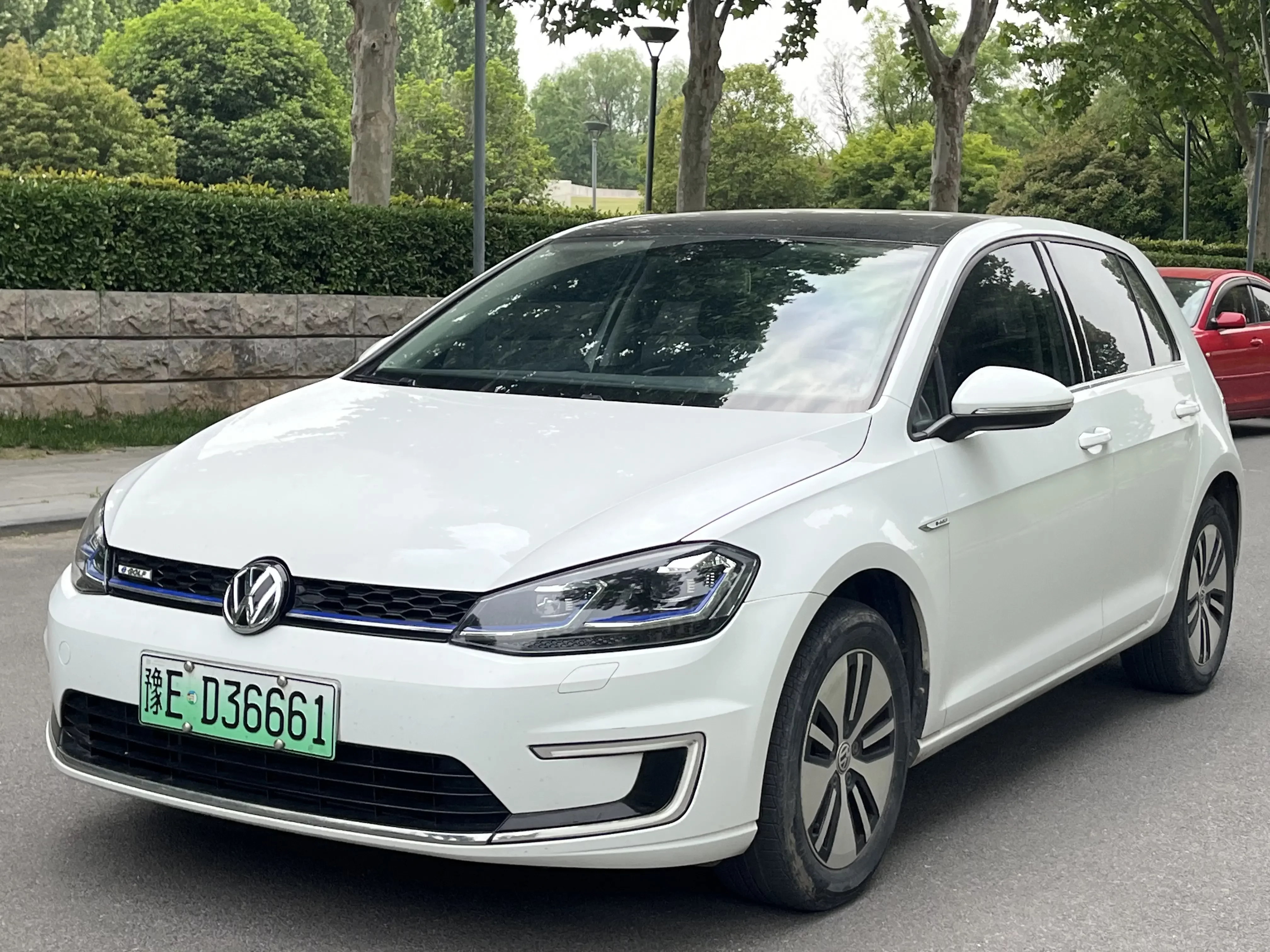 Volkswagen Golf·Pure Electric  из Китая