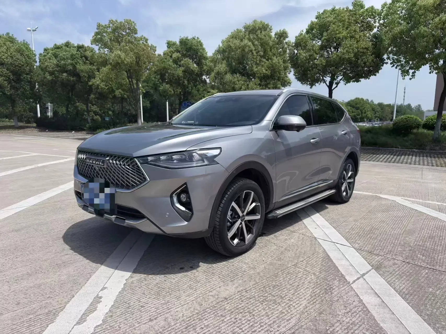 Haval F7