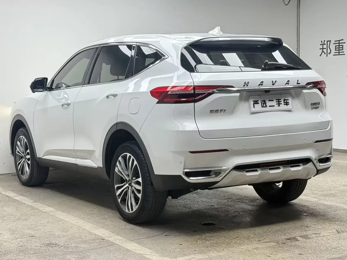 Haval F7