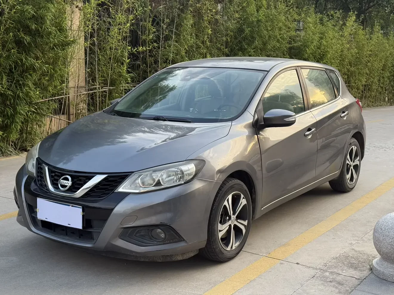 Nissan Tiida