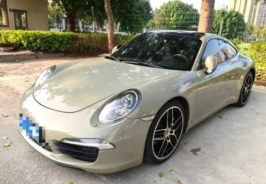 Porsche 911