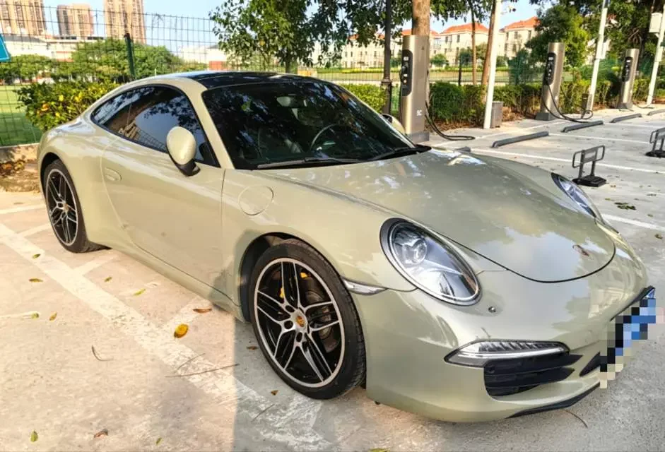Porsche 911