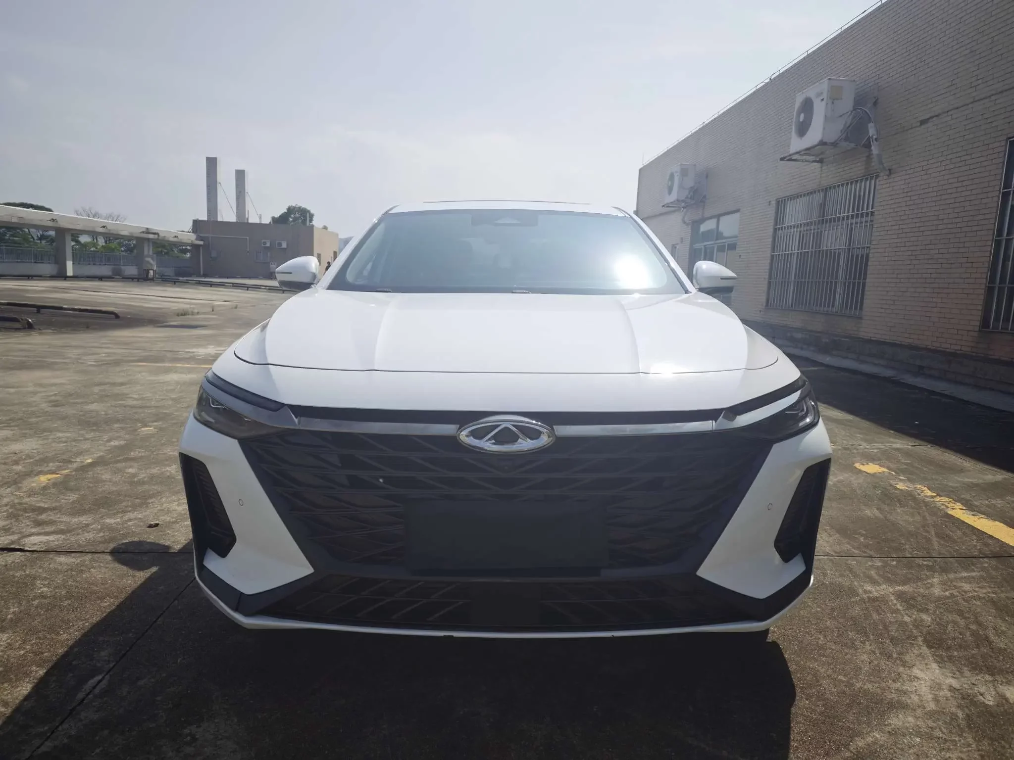 Chery Arrizo 8