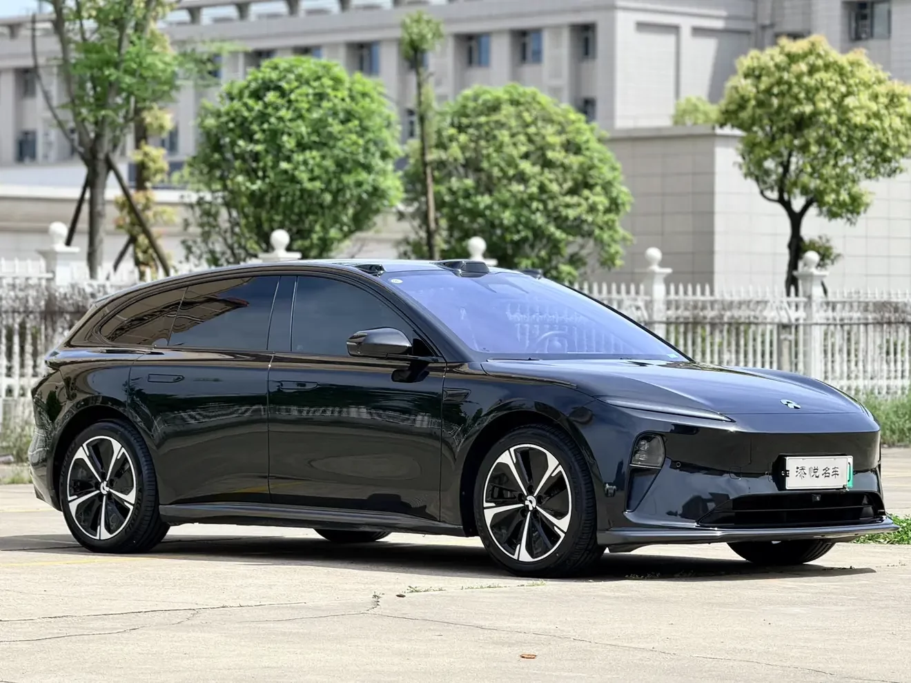 NIO ET5T