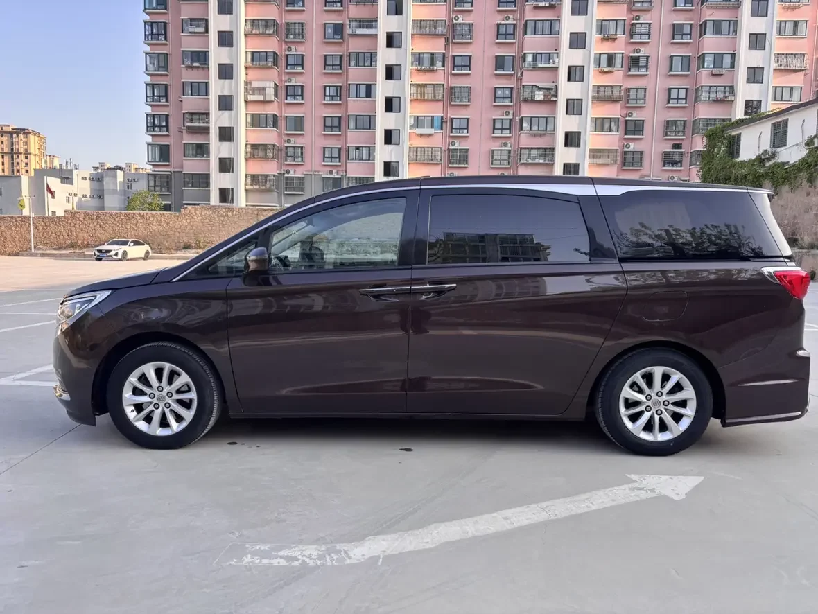 Buick GL8