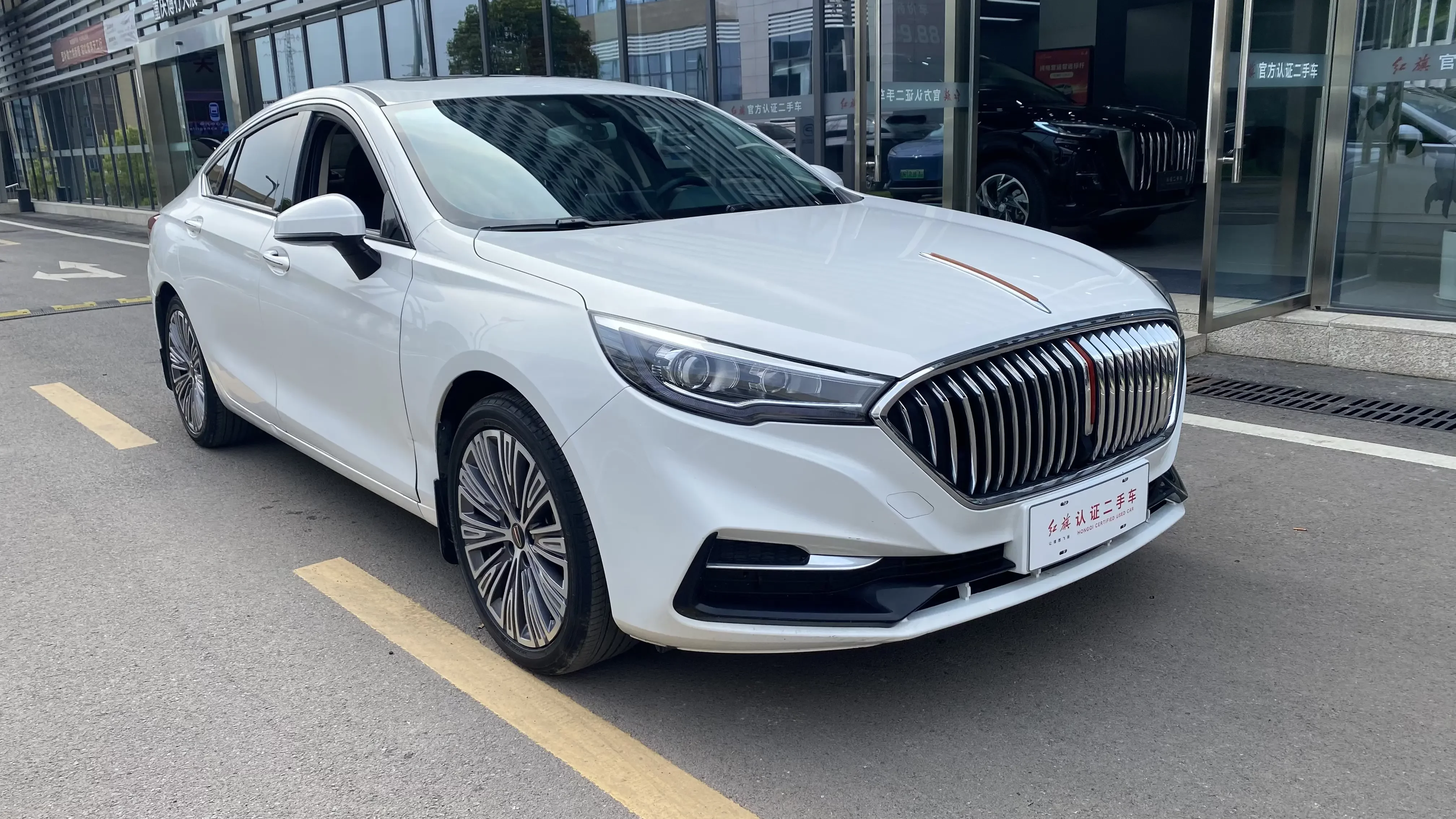 Hongqi H5 classic