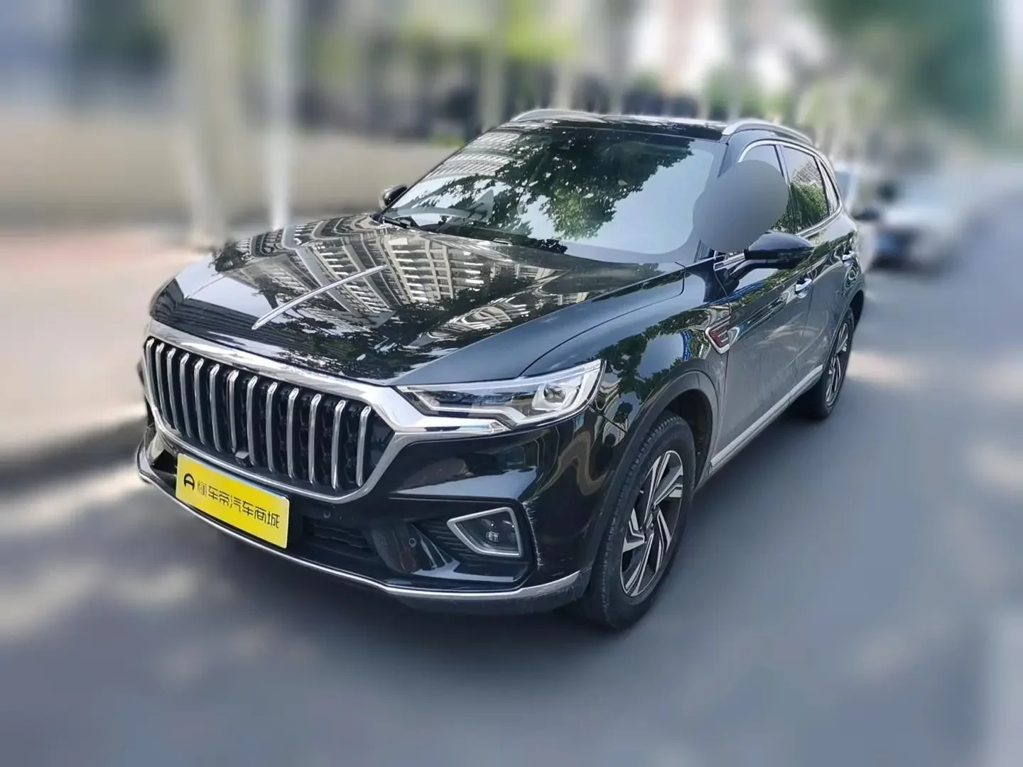 Hongqi HS5