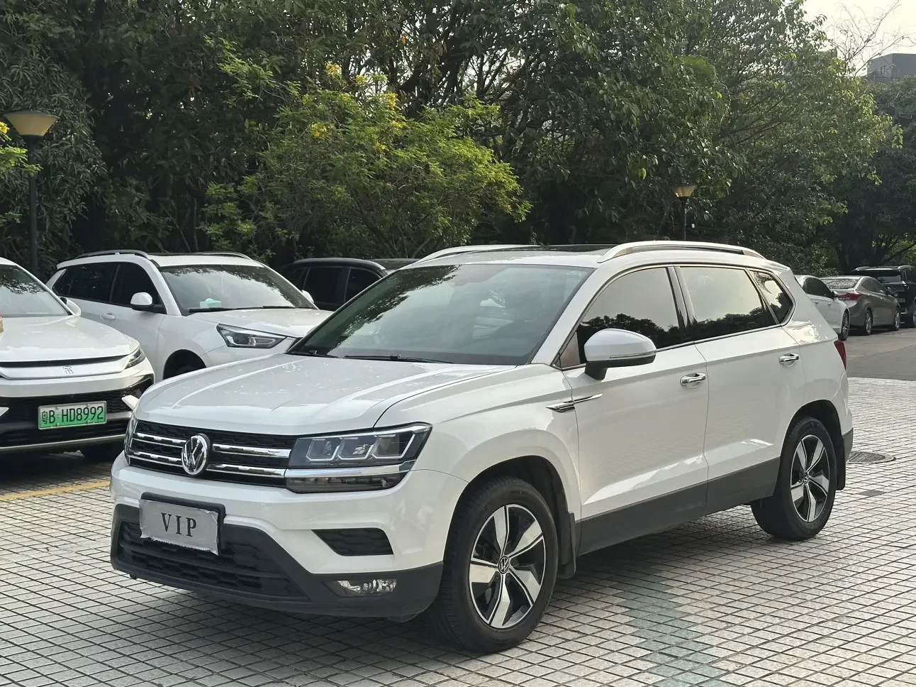 Volkswagen Tharu