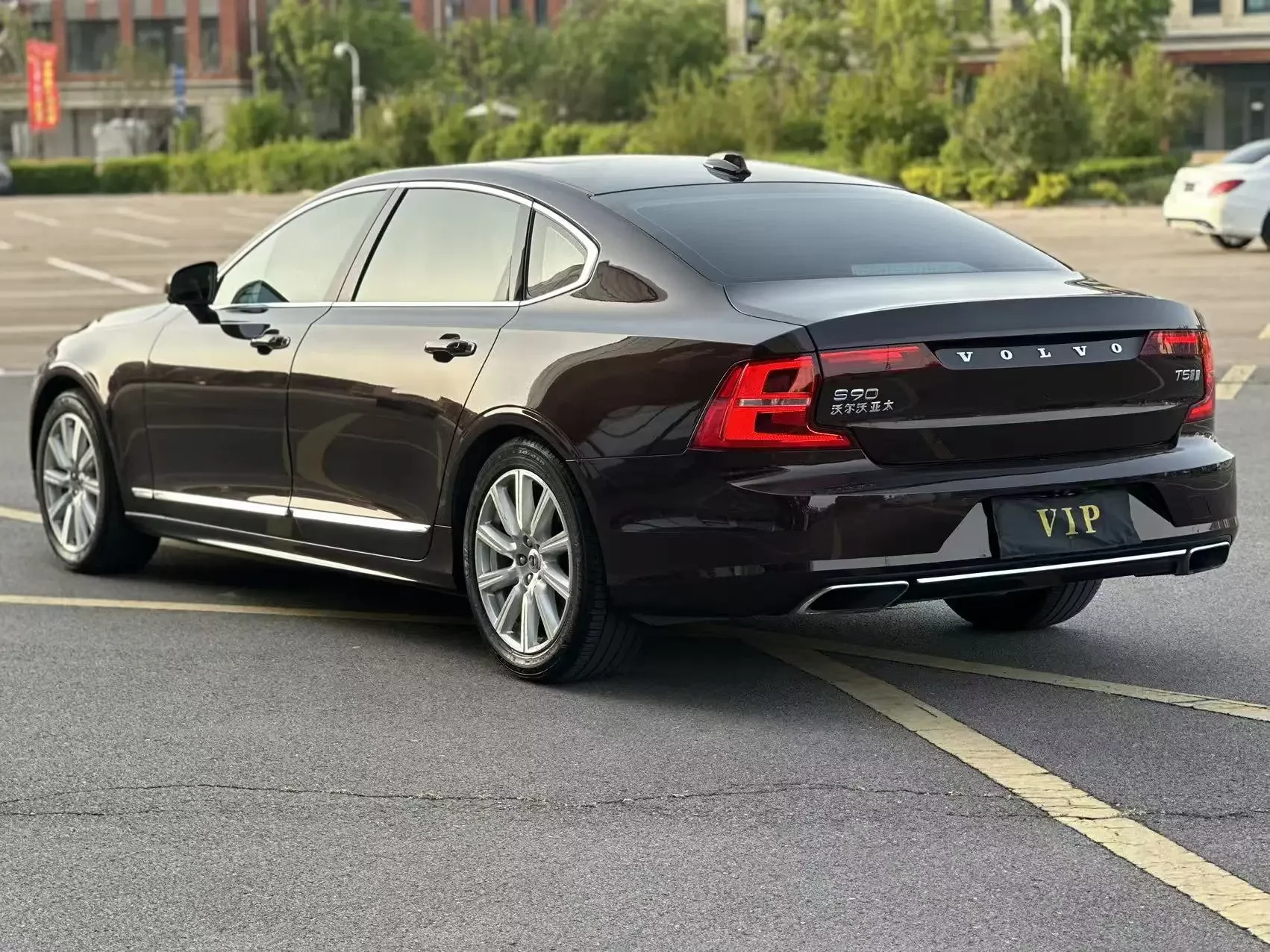 Volvo S90
