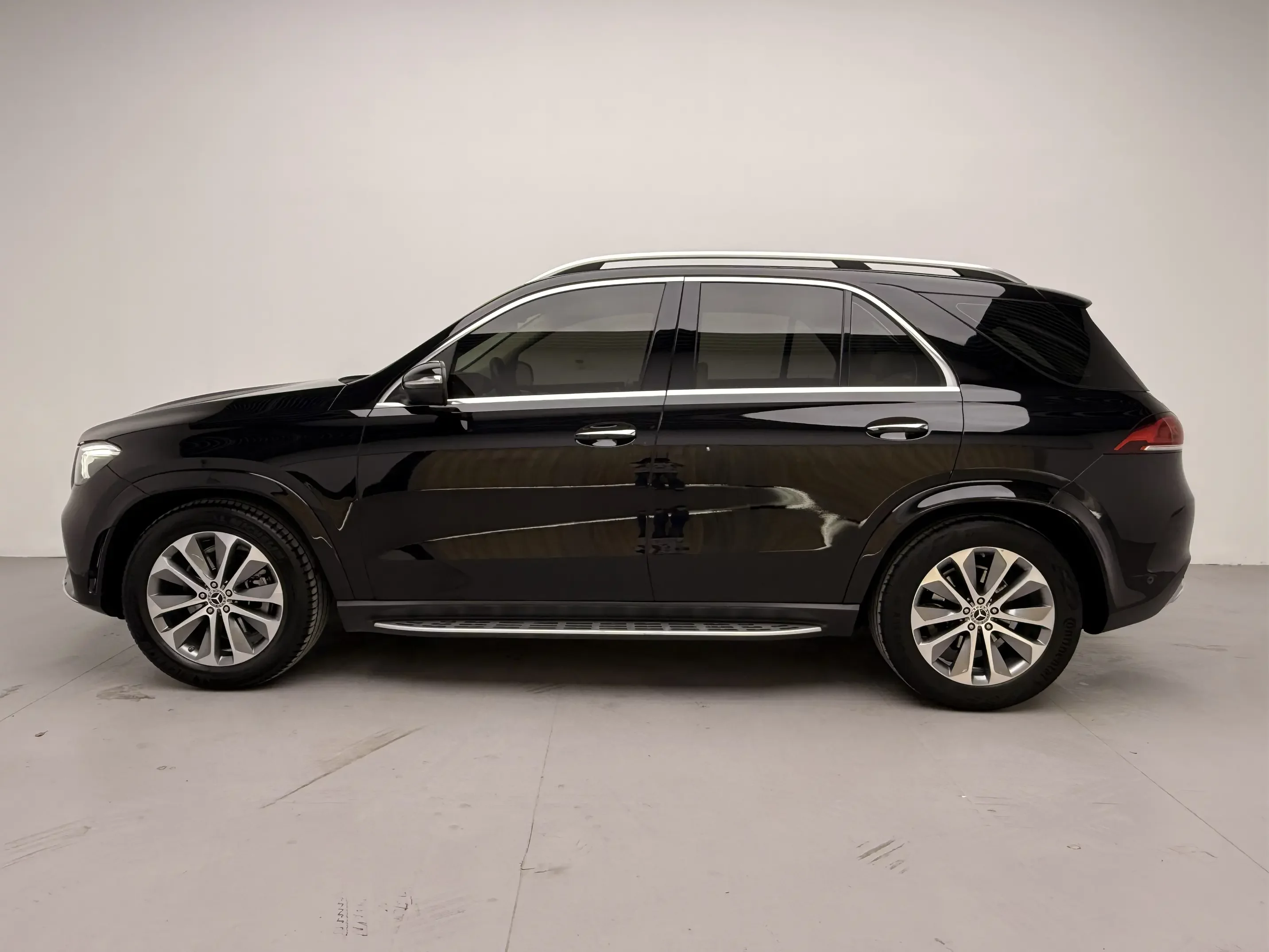 Mercedes-Benz GLE (Imported)