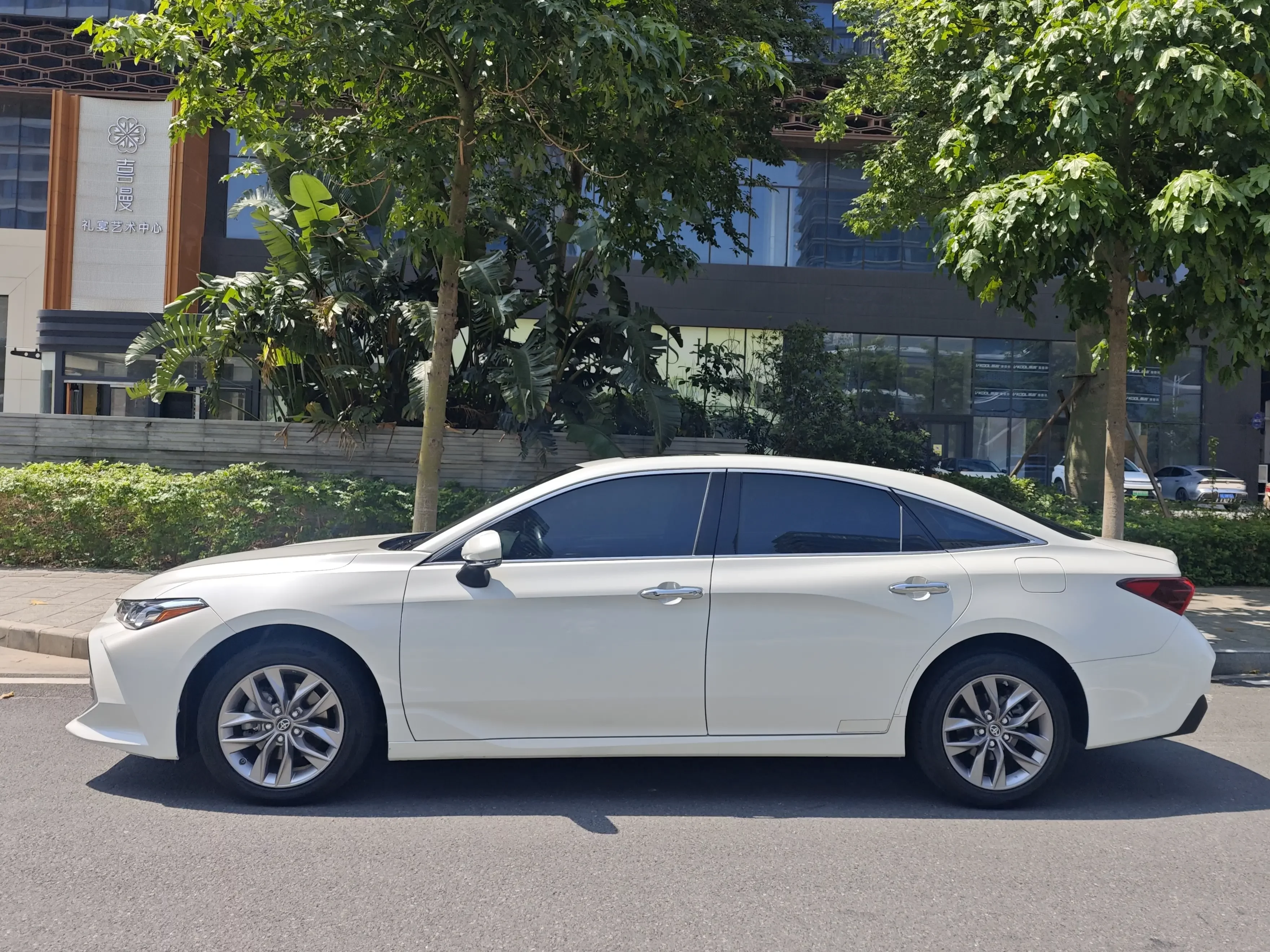 Toyota Avalon
