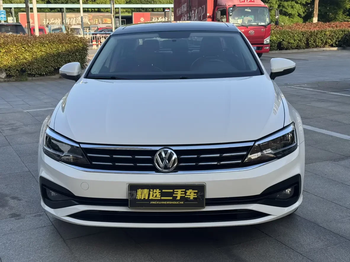 Volkswagen Lamando