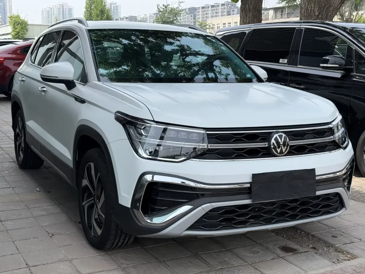 Volkswagen Tharu