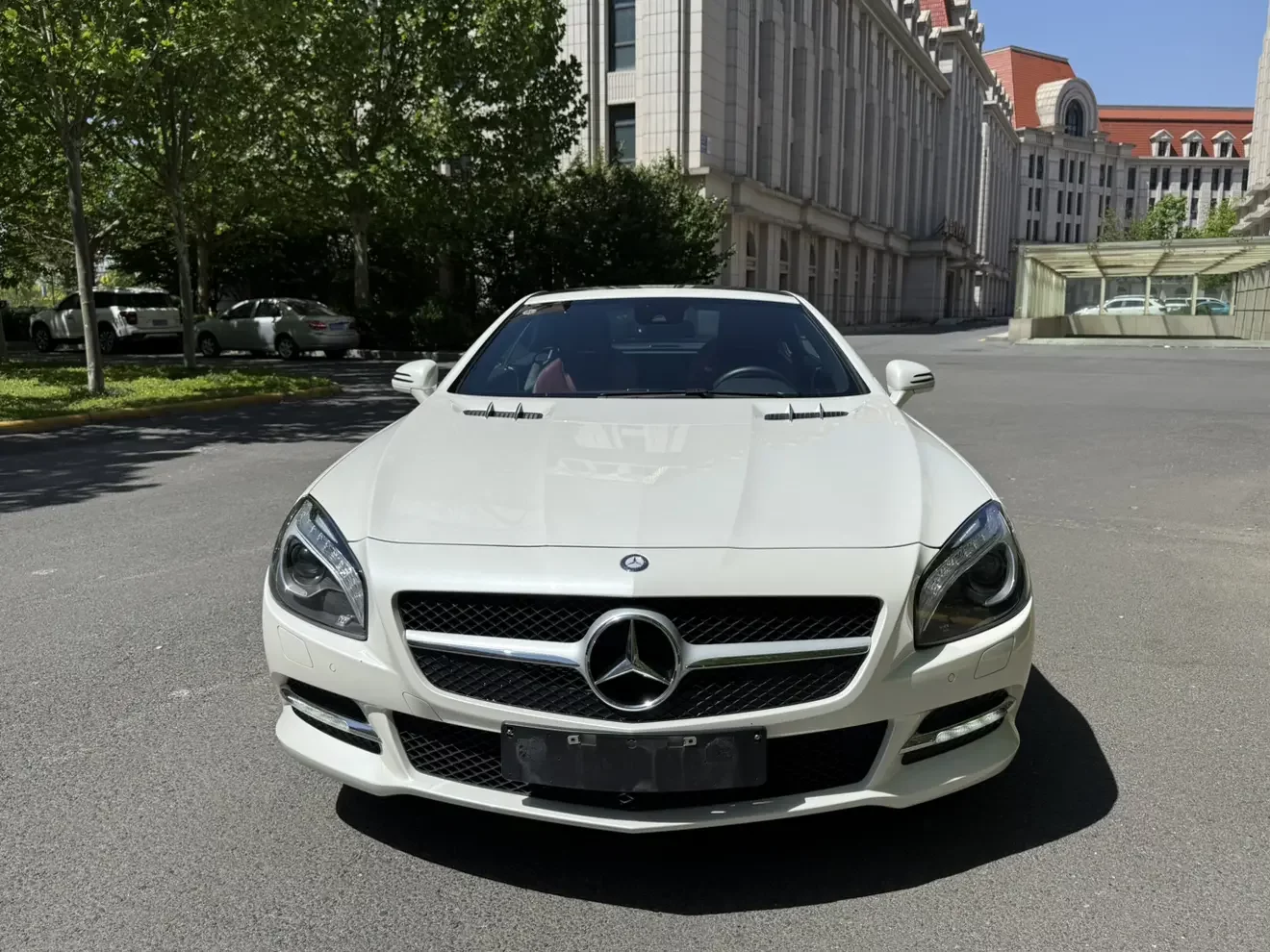 Mercedes-Benz SL Class