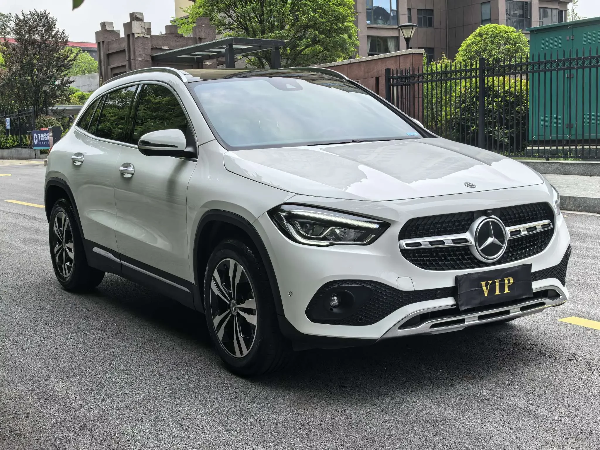 Mercedes-Benz GLA