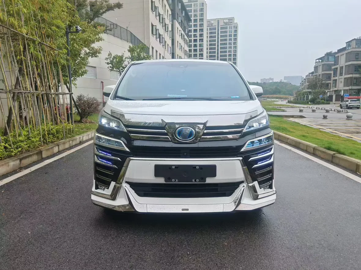 Toyota Crown Wellfire
