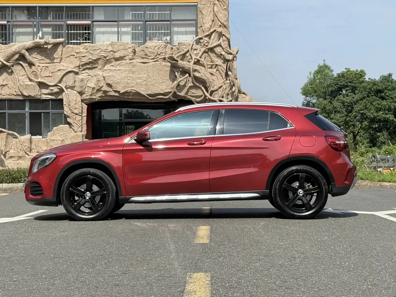 Mercedes-Benz GLA