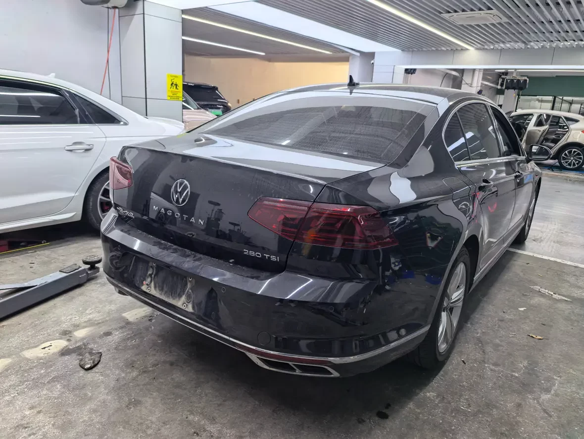 Volkswagen Magotan