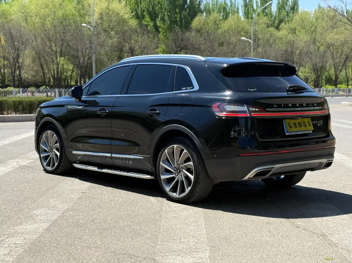 Lincoln navigator