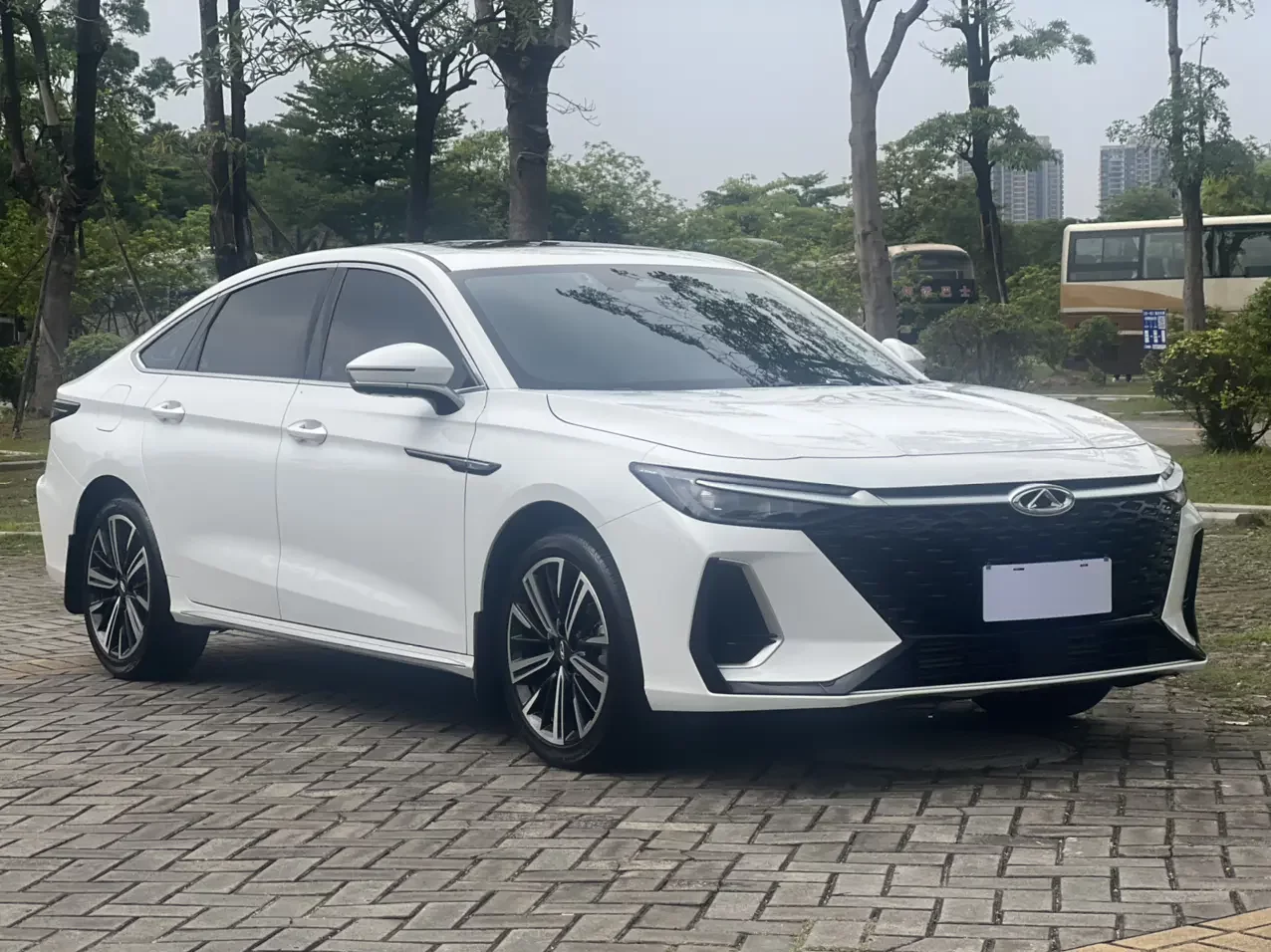 Chery Arrizo 8