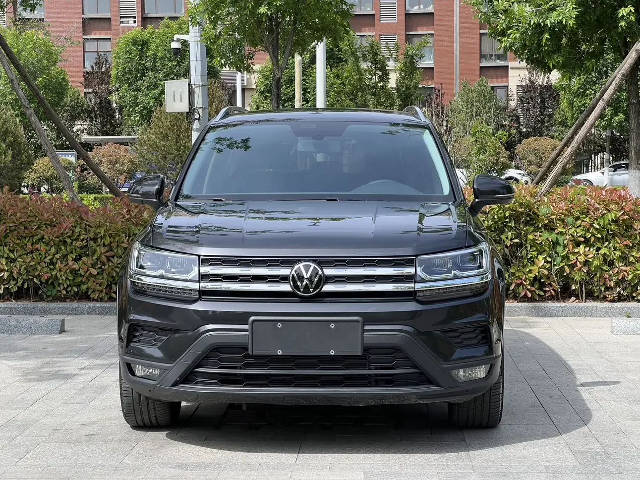 Volkswagen Tharu