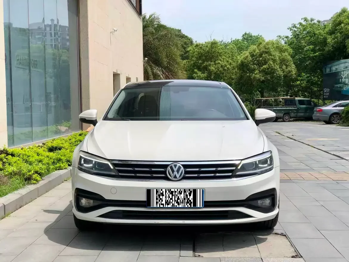 Volkswagen Lamando