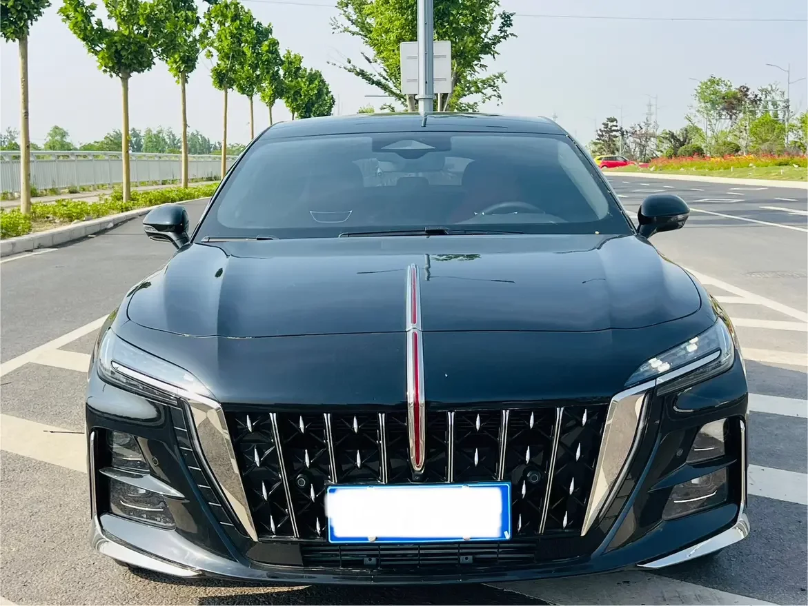 Hongqi H6