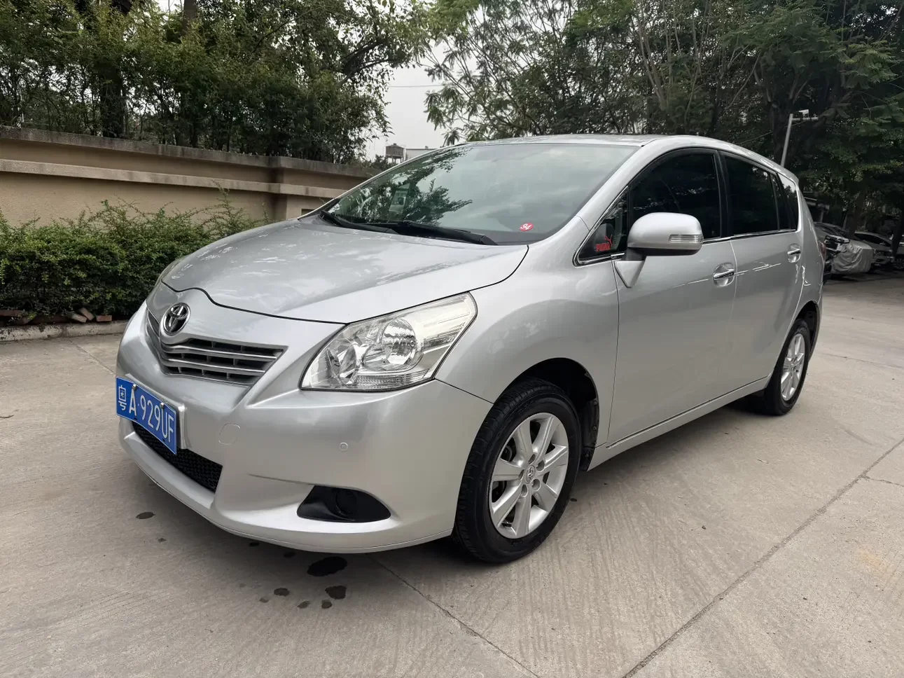 Toyota Verso / EZ