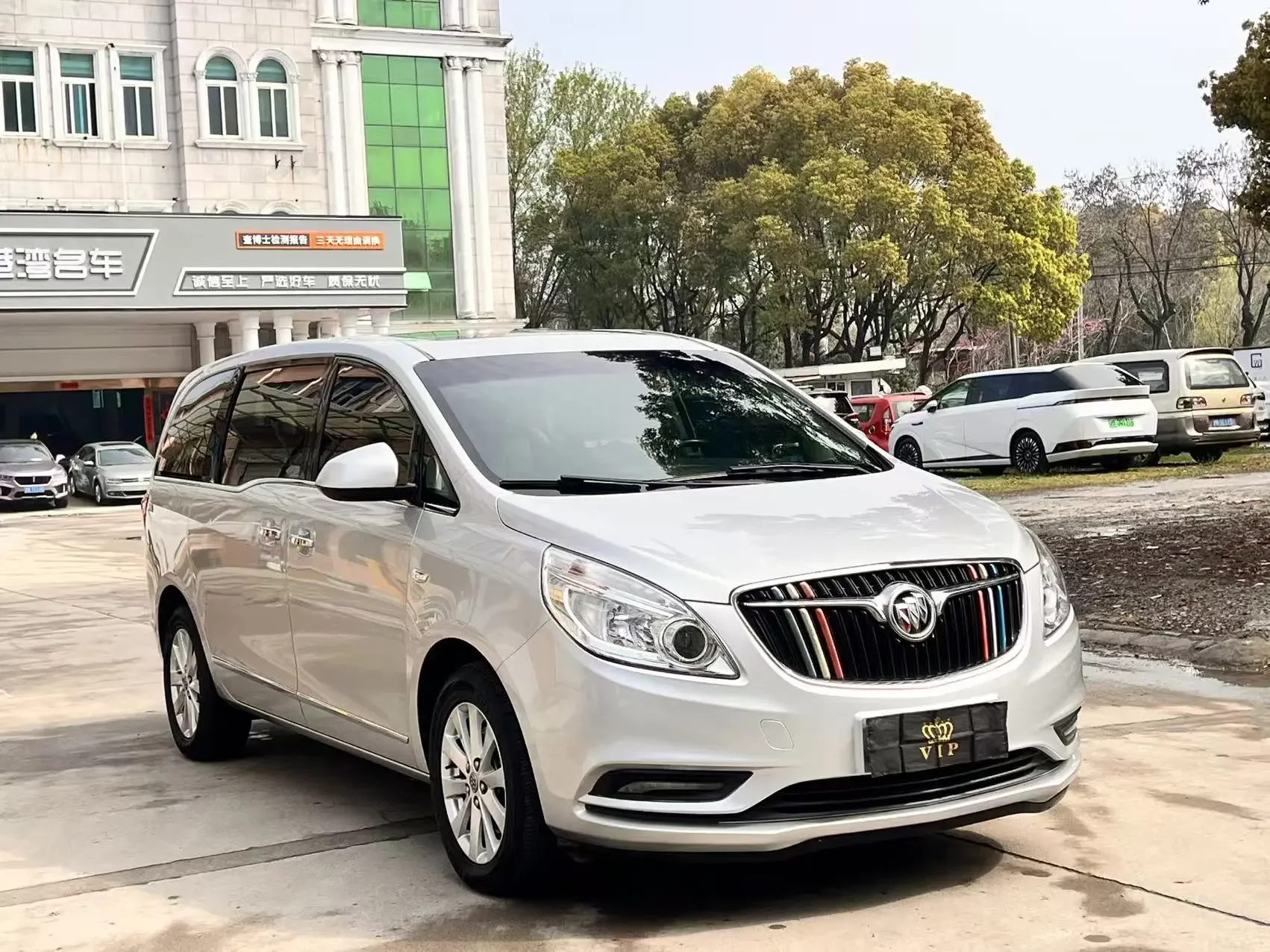 Buick GL8