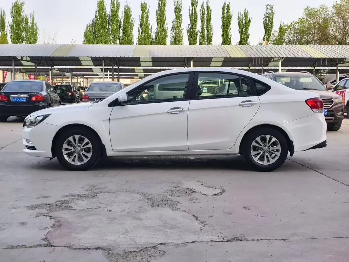 SOUEAST V5 Lingzhi