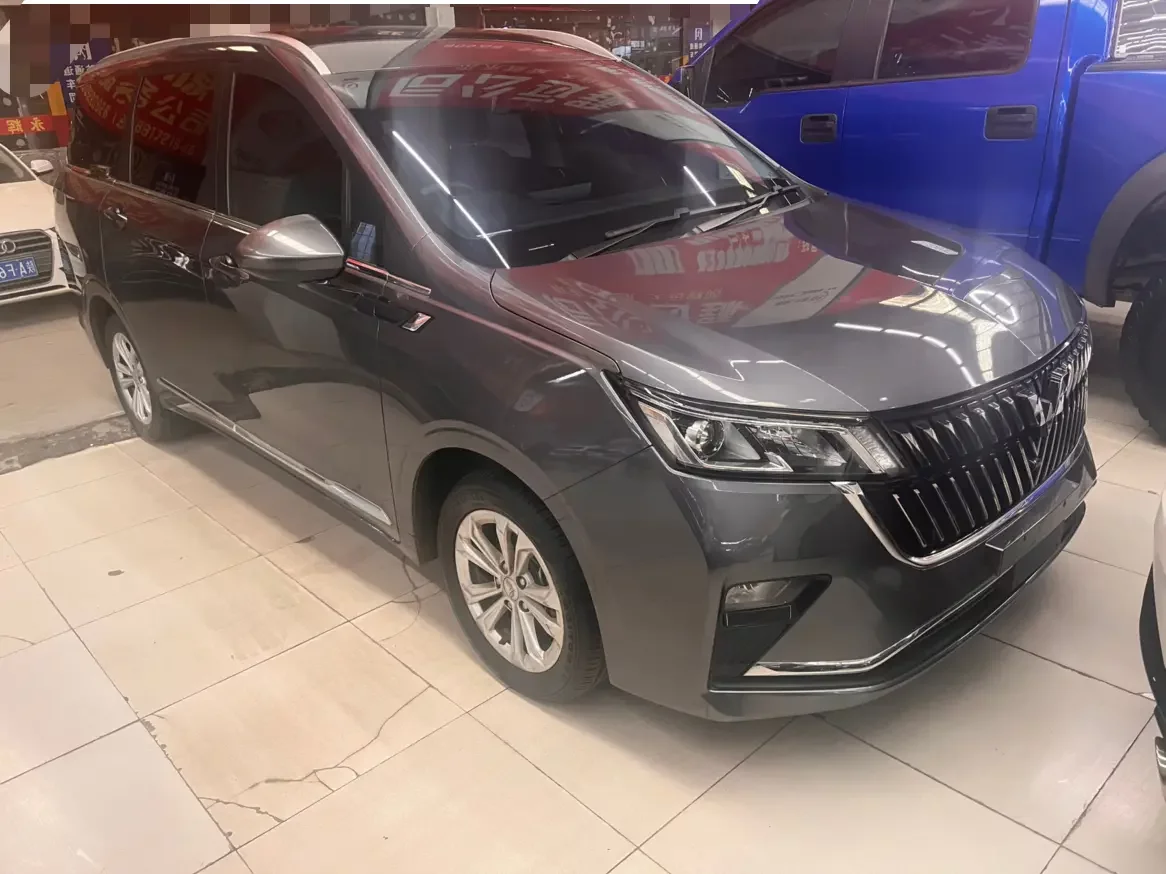 Wuling Jiachen