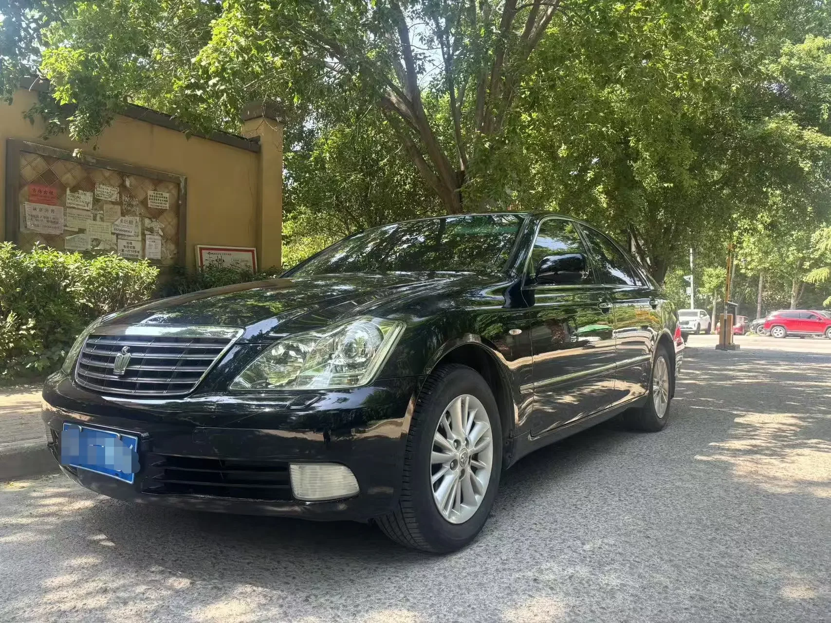 Toyota crown