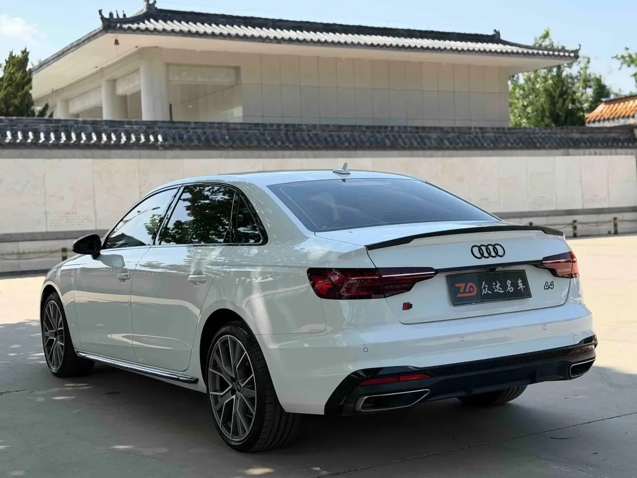 Audi A4L