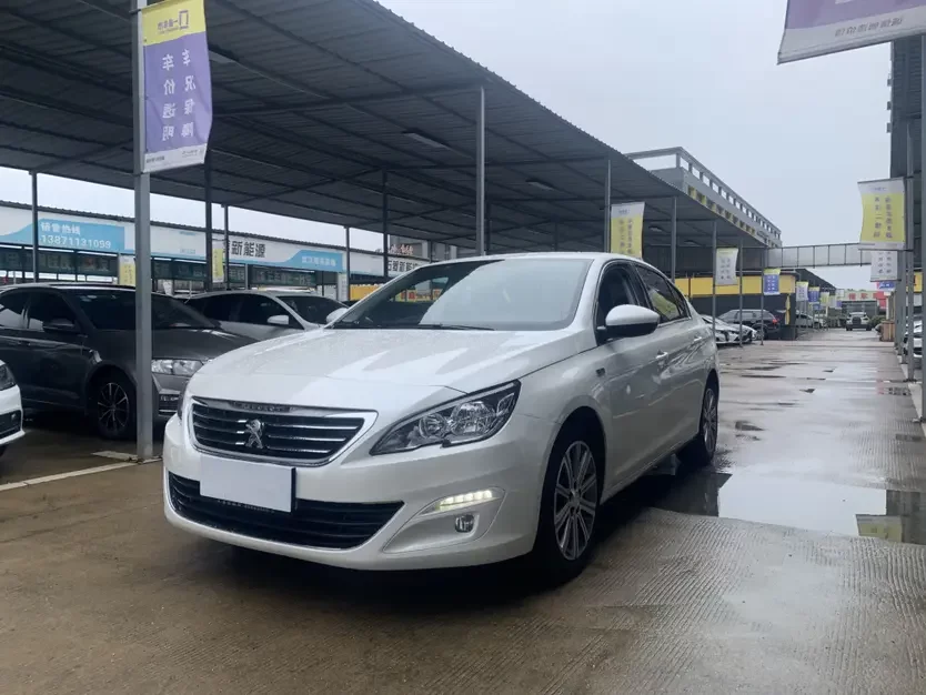 Peugeot 408