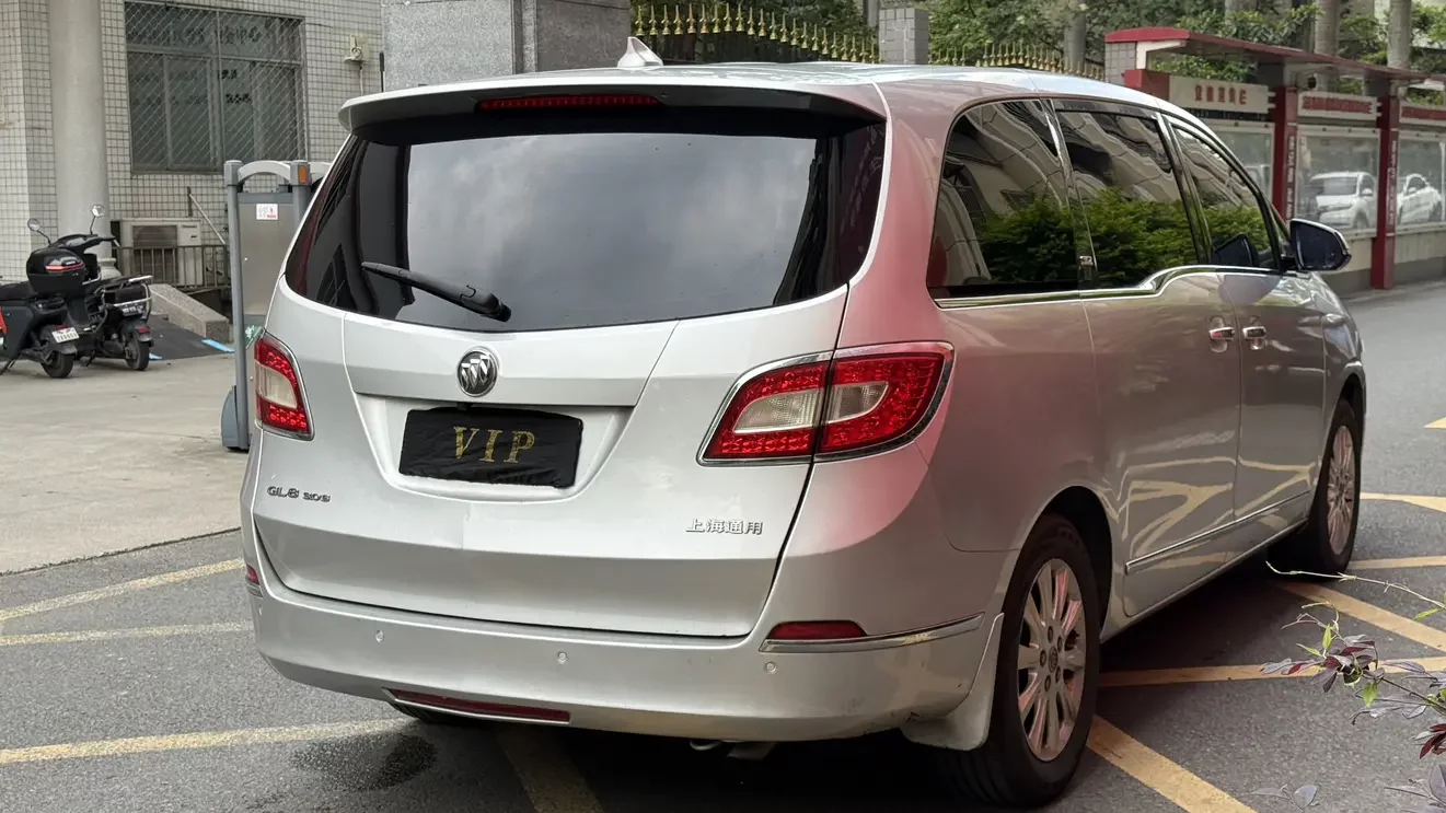 Buick GL8
