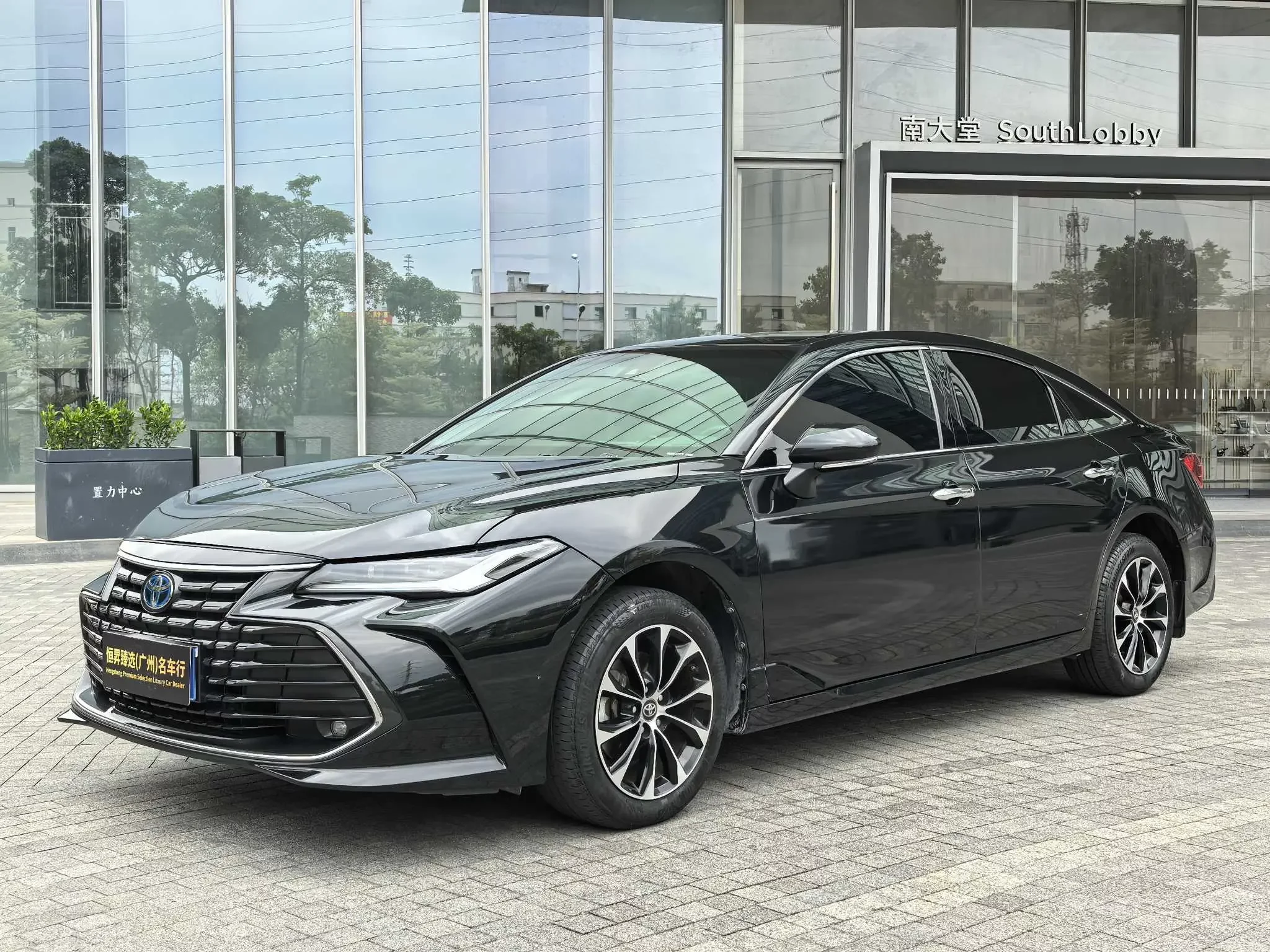 Toyota Avalon