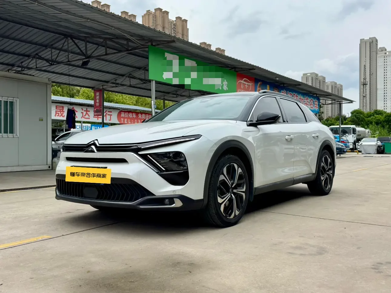 Citroën Versailles C5 X