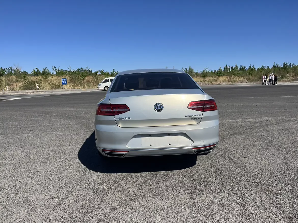Volkswagen Magotan