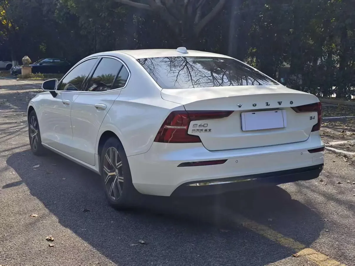 Volvo S60