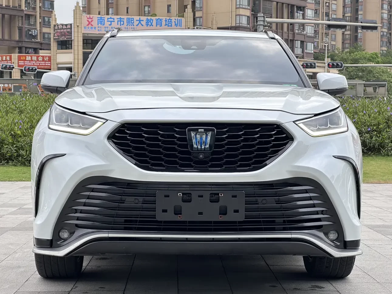 Toyota Crown Kluger