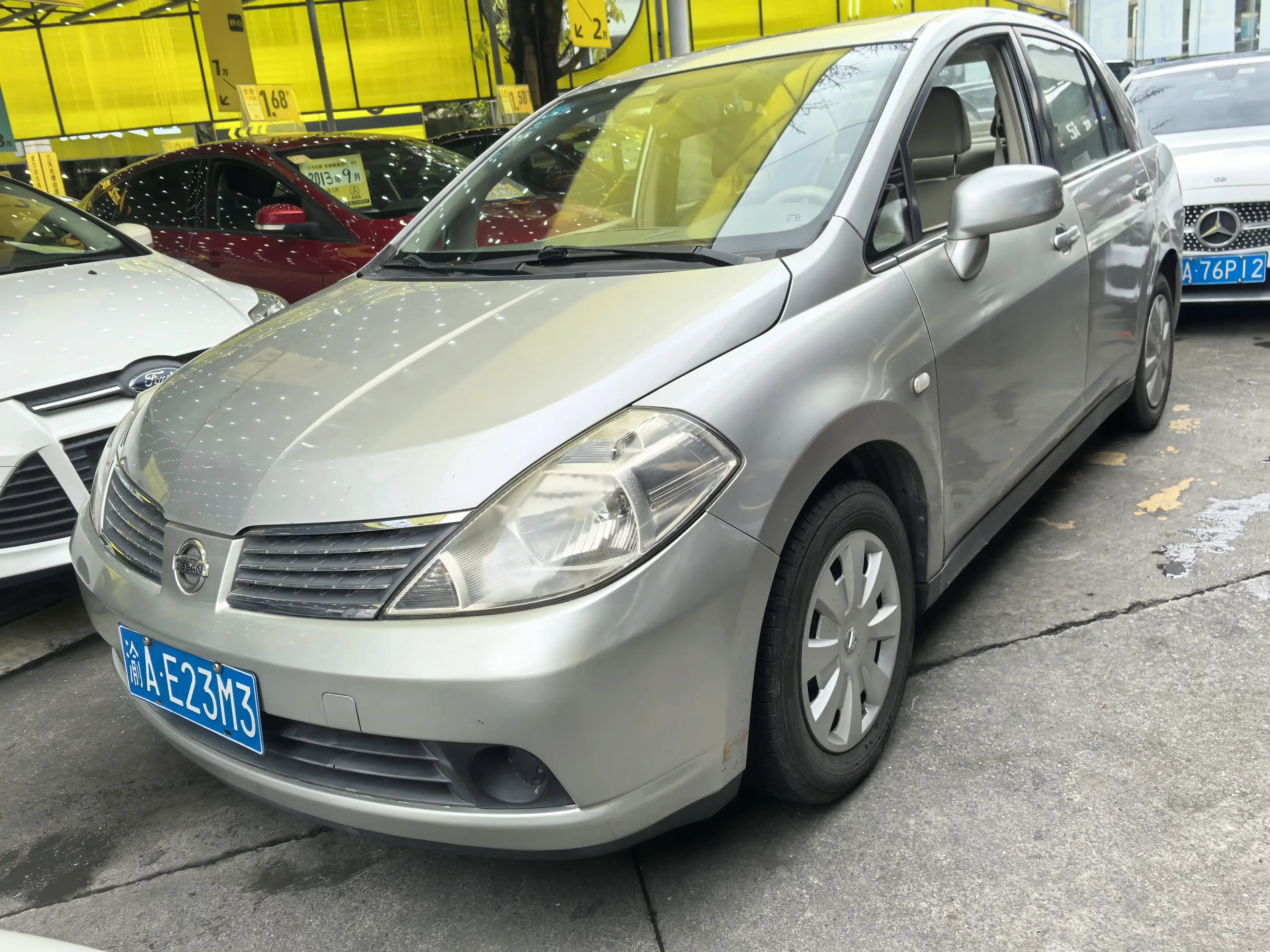 Nissan Tiida